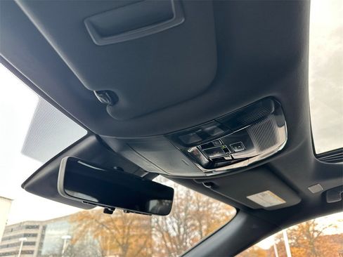 Used 2023 Lexus RX 350 image 33