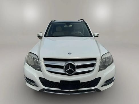 Used 2015 Mercedes-Benz GLK 350 4MATIC image 3