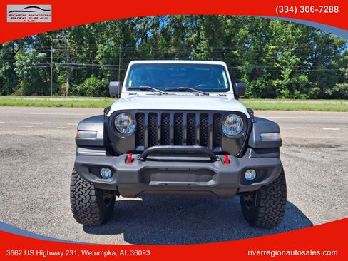 Used 2018 Jeep Wrangler Unlimited Sport S image 3