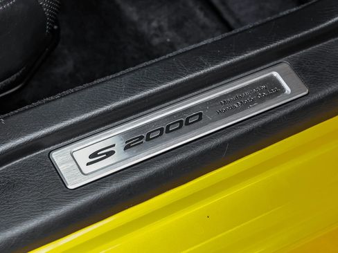 Used 2008 Honda S2000 image 36