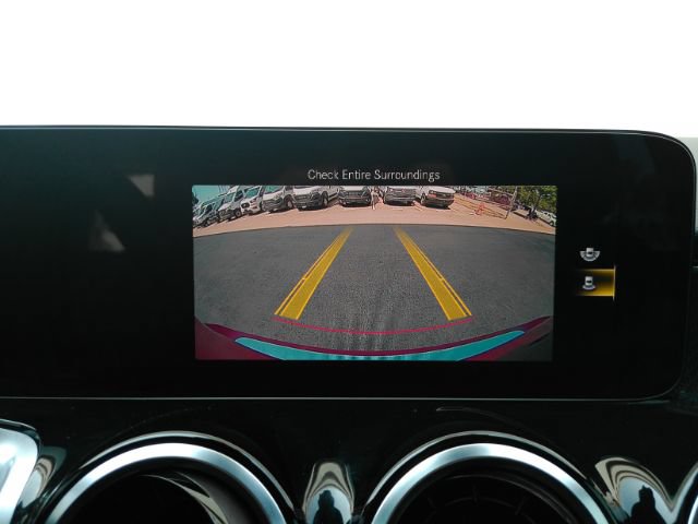 Used 2022 Mercedes-Benz GLB 250 image 8