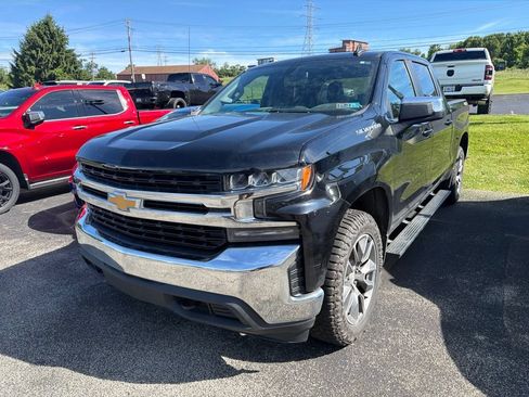 Used 2022 Chevrolet Silverado 1500 LT AWD/4WD image 11