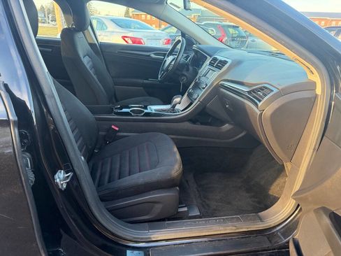 Used 2013 Ford Fusion SE image 10