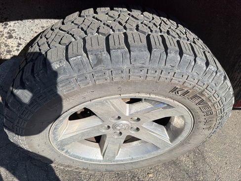 Used 2017 RAM 1500 Express w/ Express Value Package image 4