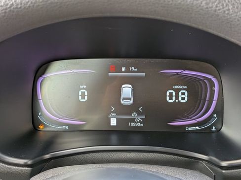 Certified 2025 Kia Soul LX w/ LX Technology Package FWD image 27