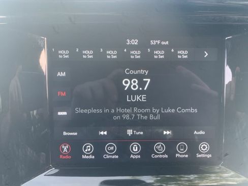 Used 2023 Dodge Durango GT image 18