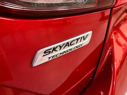Used 2016 MAZDA MAZDA3 s Grand Touring w/ Technology Package FWD image 10