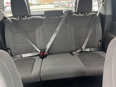 Used 2021 Chevrolet Silverado 2500 Custom w/ Custom Convenience Package image 27