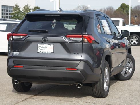 New 2025 Toyota RAV4 XLE image 30