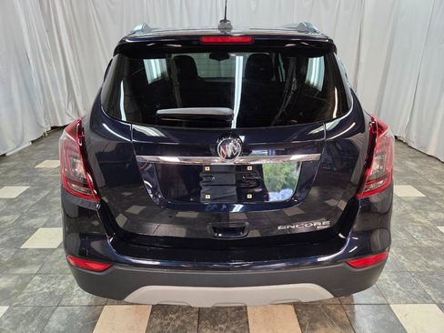 Used 2022 Buick Encore Preferred w/ Safety Package AWD/4WD image 4