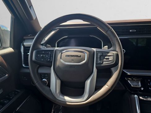 Used 2023 GMC Sierra 1500 Denali AWD/4WD image 13