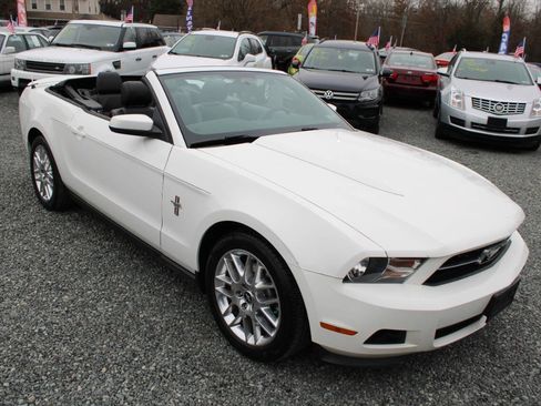 Used 2012 Ford Mustang Premium image 4