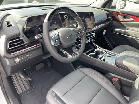 New 2026 Chevrolet Traverse Z71 w/ Enhanced Driving Package image 17