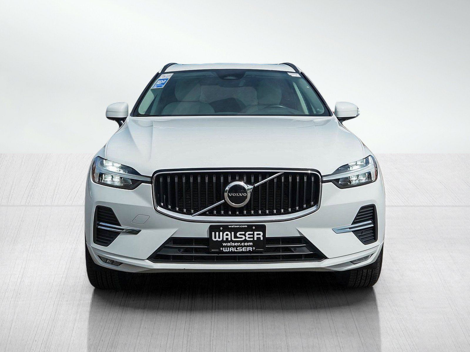 Used 2022 Volvo XC60 B5 Momentum AWD/4WD image 8