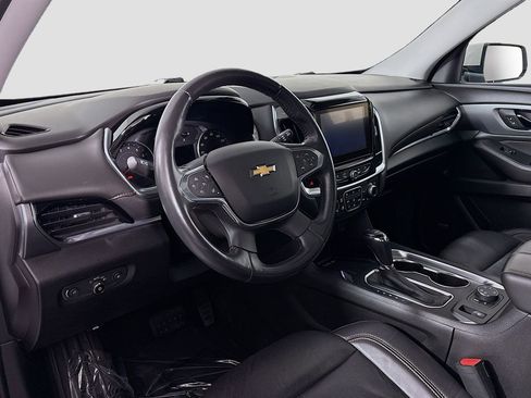 Used 2018 Chevrolet Traverse Premier image 10