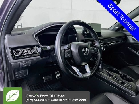 Used 2024 Honda Civic Sport Touring image 3