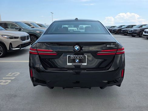 New 2026 BMW 530i w/ M Sport Package RWD image 5