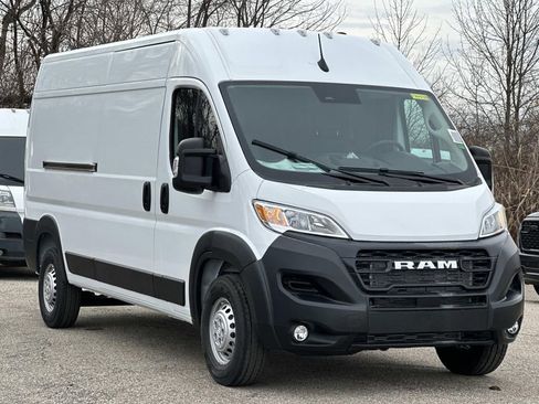 New 2026 RAM ProMaster 2500 w/ Convenience Group image 1