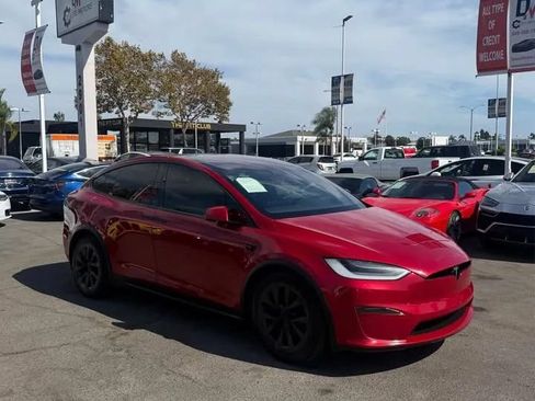 Used 2022 Tesla Model X Plaid AWD/4WD image 3