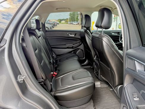 Used 2021 Ford Edge Titanium AWD/4WD image 20