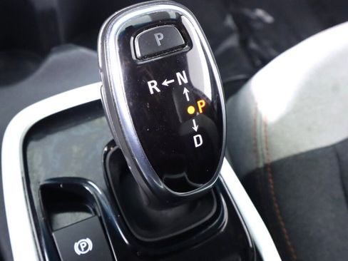 Used 2021 Chevrolet Bolt LT image 22