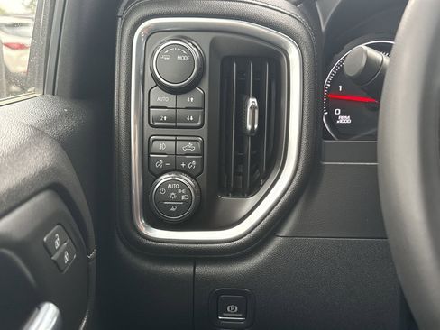 Used 2020 Chevrolet Silverado 2500 LT w/ All Star Edition image 16