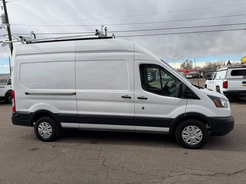 Used 2018 Ford Transit 250 148 High Roof image 1
