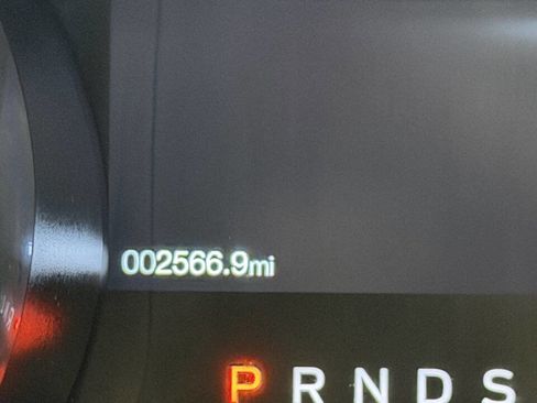 Used 2018 Ford Mustang Convertible image 6