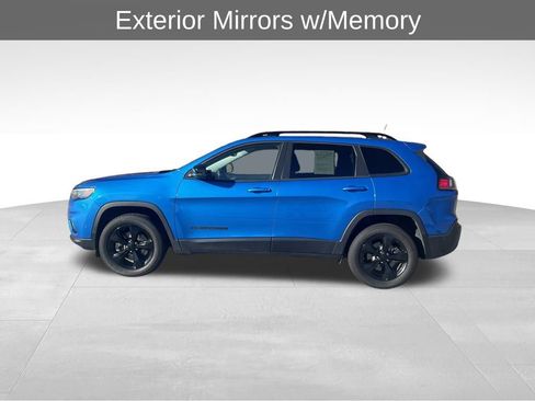 Used 2023 Jeep Cherokee Altitude Lux w/ Lux Elite Package image 9