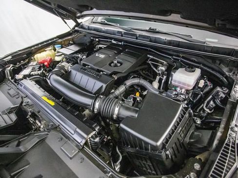 Used 2022 Nissan Frontier PRO-4X w/ Technology Package image 48