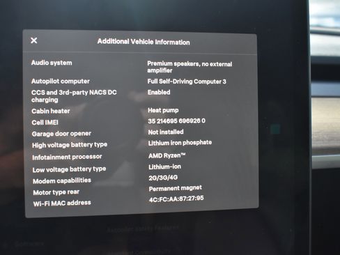 Used 2023 Tesla Model 3 Standard Range image 34