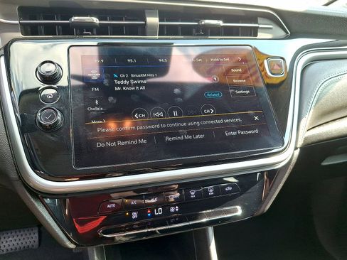 Used 2023 Chevrolet Bolt EUV LT w/ Driver Confidence Package FWD image 14