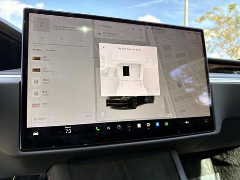 Used 2021 Tesla Model S Plaid image 23