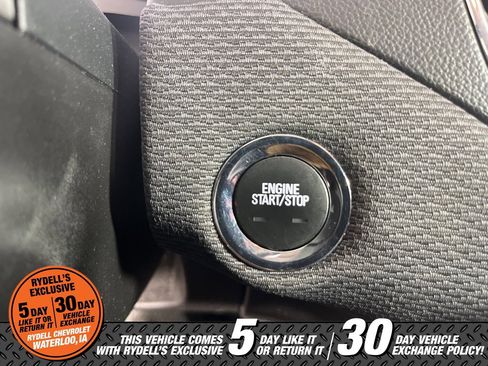 Used 2018 Chevrolet Cruze LT w/ Convenience Package image 28