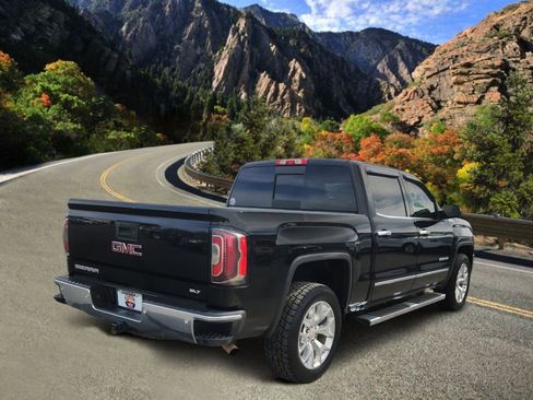 Used 2017 GMC Sierra 1500 SLT w/ SLT Premium Package AWD/4WD image 3