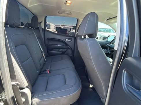 Used 2018 Chevrolet Colorado LT AWD/4WD image 13