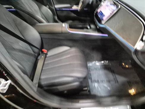 Used 2026 Mercedes-Benz E 350 4MATIC Sedan image 22