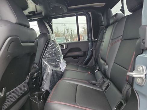 New 2026 Jeep Gladiator Rubicon image 12