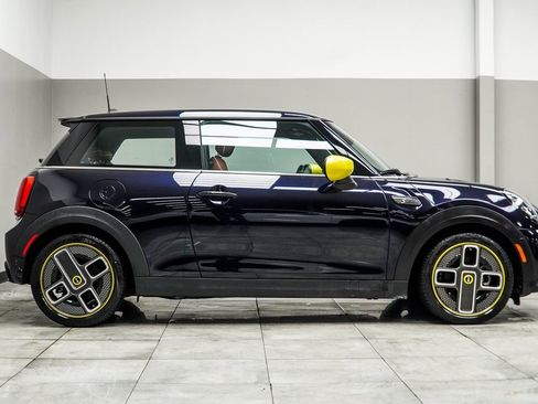 Used 2023 MINI Cooper SE image 6