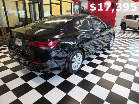Used 2024 Nissan Sentra S image 4