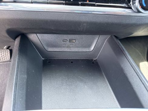 Used 2025 Chevrolet Equinox LT FWD image 27