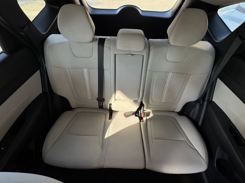 Used 2025 Hyundai Tucson SEL FWD image 40