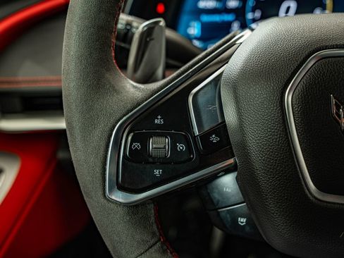 Used 2024 Chevrolet Corvette Stingray Preferred Cpe image 31