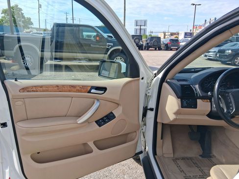 Used 2003 BMW X5 4.4i AWD/4WD image 12