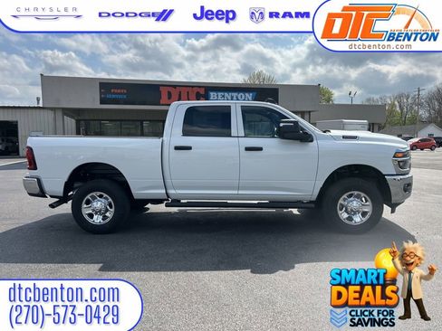 New 2026 RAM 2500 Tradesman AWD/4WD image 3
