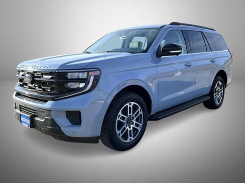 New 2026 Ford Expedition Active image 1
