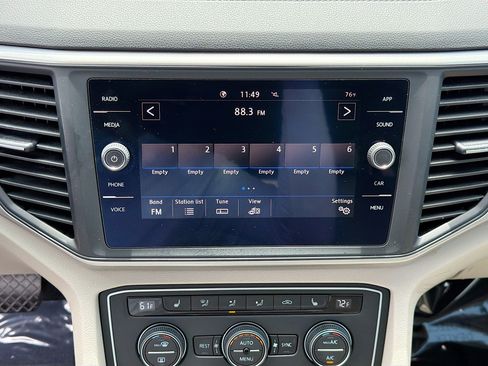 Used 2021 Volkswagen Atlas SE FWD image 30