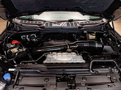 Used 2023 Ford F150 Lariat image 32