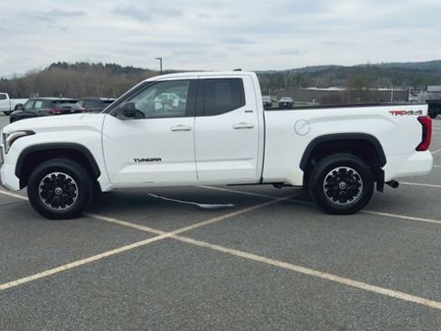 Used 2023 Toyota Tundra SR5 w/ TRD Off-Road Package AWD/4WD image 5