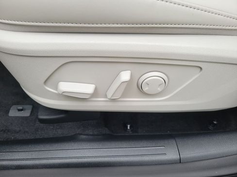 New 2026 Kia Sorento EX FWD image 24